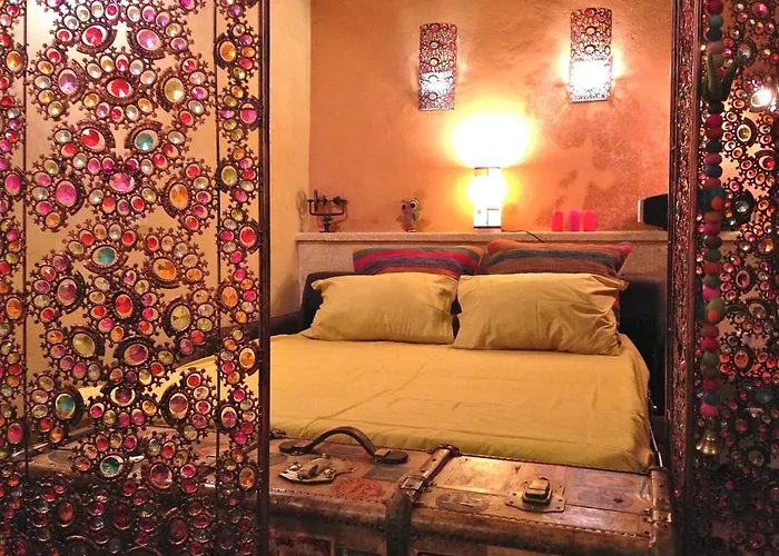 La Maisonnette Romantique Юзес